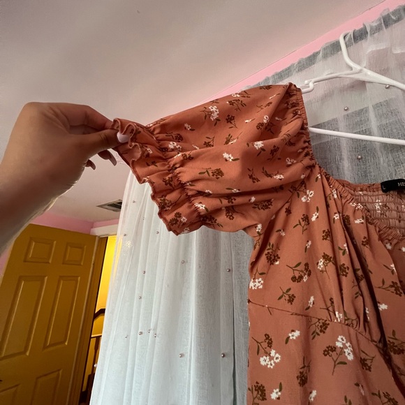 Cute summer dress - Picture 2 of 4